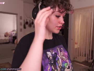 webcam girl evelynpiers capture image #5421092