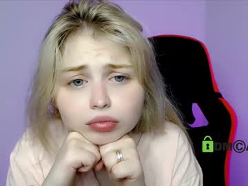 webcam girl shy_blondiee capture image #5373573