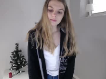 webcam girl lana_heisstt capture image #1119223