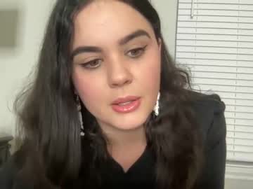 webcam girl gia_is_horny capture image #4054876