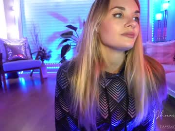 webcam girl phoenix_taylor capture image #1345105