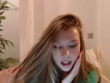 webcam girl bitter_moon capture image #1754943