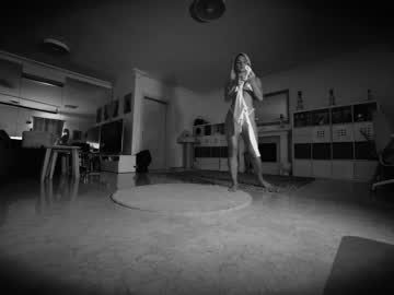 webcam girl hannahjames710 capture image #3703452