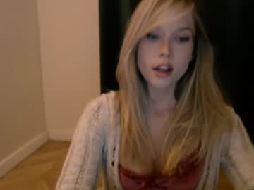 webcam girl bitter_moon capture image #5009840