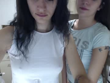 webcam couple maya_and_guests capture image #2724872