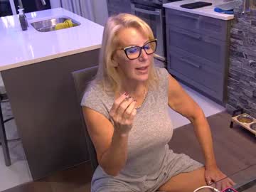 webcam girl fitcougarcb capture image #4464379