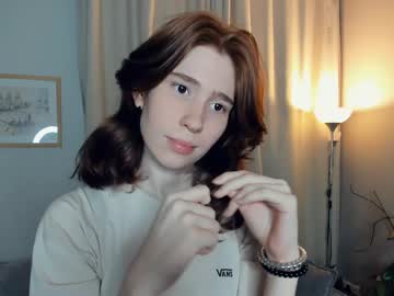 Cam for not_fall_in_love