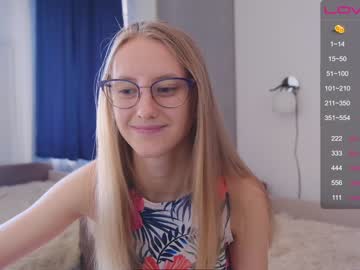 webcam girl angeellina capture image #2075635