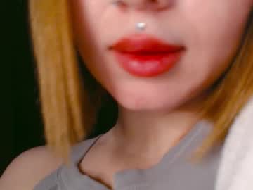 webcam girl loraloveu capture image #5611090