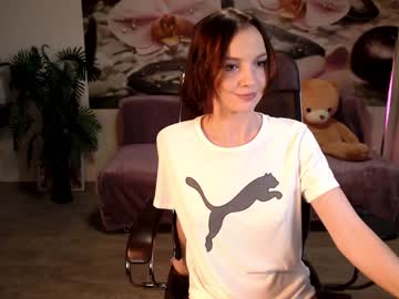 webcam girl jennycutey capture image #4323796