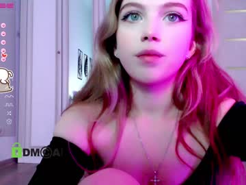 webcam girl small_blondee capture image #4640600