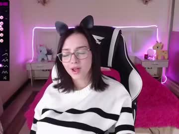 webcam girl queen_kitty1818 capture image #4508851