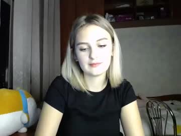 webcam girl melena_shy capture image #386669