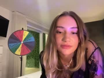 webcam girl mrsjuicyass capture image #5511240