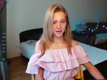 webcam girl shy_mirabel capture image #3782438