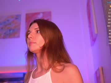 webcam girl sweetkira555 capture image #4175599