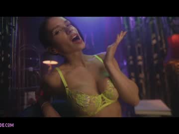 webcam girl lucieoude_ capture image #3423355