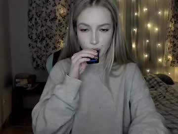 webcam girl olishaxd capture image #4731858