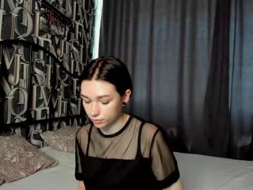 webcam girl carolyn_white capture image #2476885