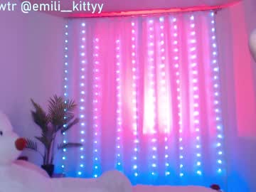 webcam girl lit1le_kitty_ capture image #1185293