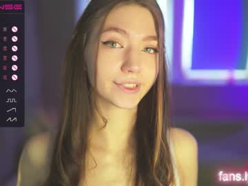 webcam girl angels_kiss capture image #4428373