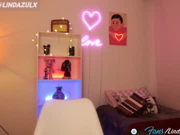 webcam girl lindabluee capture image #4302690