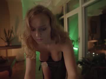 webcam girl chillwithkira capture image #1343598