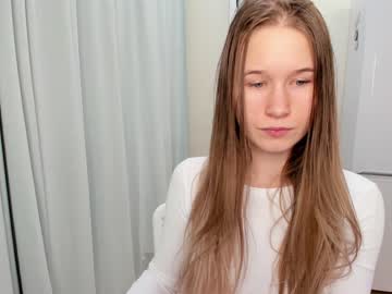 webcam girl yana_squrel_22 capture image #4192282