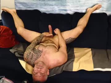webcam man muscle_dog capture image #980917