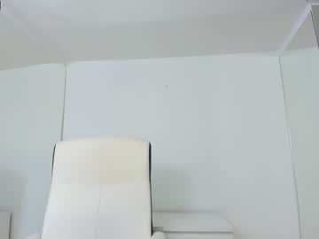 webcam girl ingridblondy94 capture image #3837332