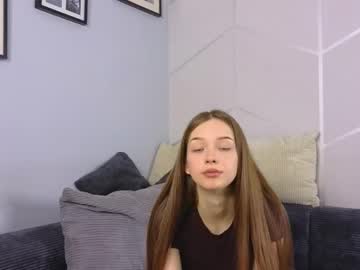 webcam girl cherrymira capture image #5639710