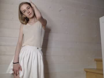 webcam girl princess__aurora capture image #5120135