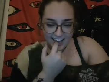 webcam girl queensquirtfreak capture image #5508673