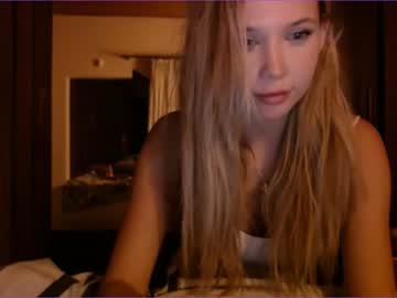 webcam girl bitter_moon capture image #4043789