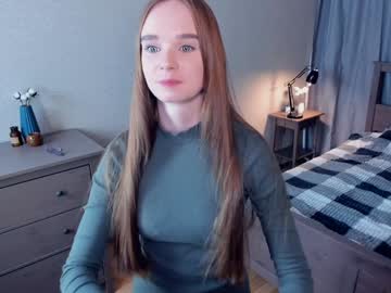 webcam girl gwen_sunrise capture image #5587328