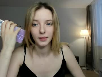 webcam girl olli_ver capture image #4440439