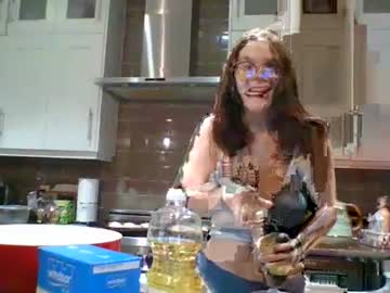 webcam girl ayowen capture image #5573922