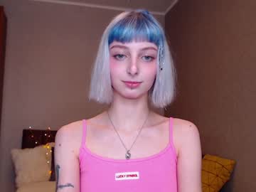 webcam girl lit1le_kitty_ capture image #1328689