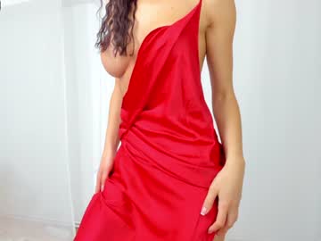 webcam girl ingridblondy94 capture image #3338909