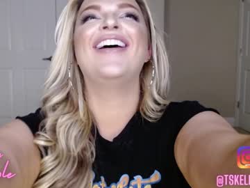 webcam tranny kellynicolexoxo capture image #2973200
