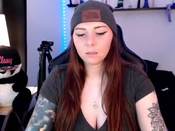 webcam girl bigtittedtattedlesbian capture image #2233936