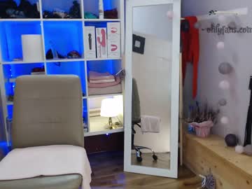 webcam girl taralanes capture image #689247