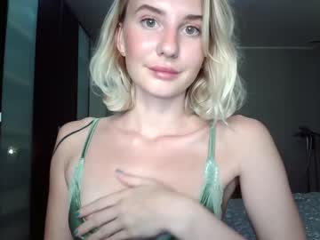 webcam girl shining_beam capture image #137981