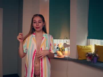 webcam girl aleksa_cutie capture image #1835661