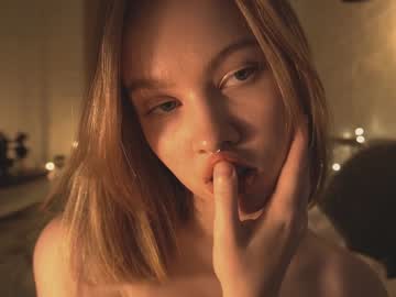 webcam girl bibi_it_is capture image #2800119