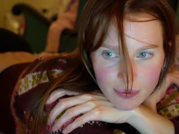 webcam girl ellaa91 capture image #4242136