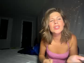 Cam for naturalnaomi