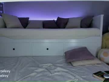 webcam girl roxy_blue_eyed_ capture image #1691844