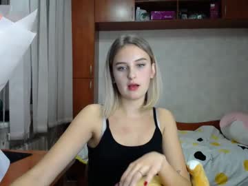 webcam girl melena_shy capture image #414968
