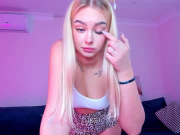 webcam girl 8a8y_nura capture image #2803114